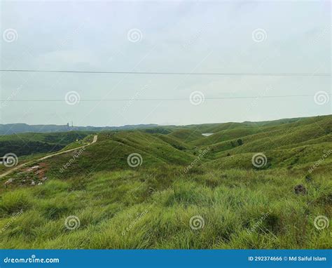 Hailanbao Grassland: A Majestic Tapestry of Nature and Culture!