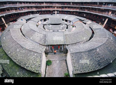 Nanxiong Hakka Round Earth House: A Cultural Enigma in the Mountains of Guangdong!